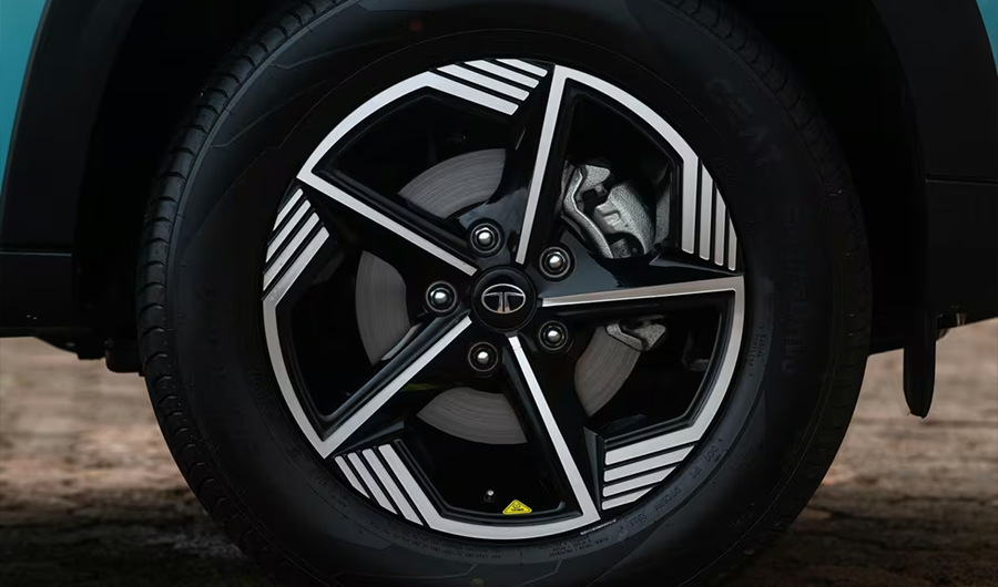 R16 Alloy Wheels
